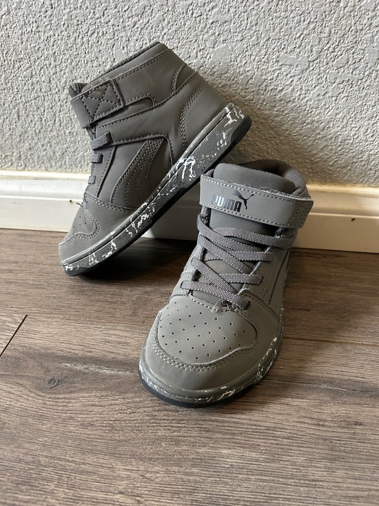 Puma Other - Puma Gray Kids High-Top Hook-and-Loop Sneakers size 12